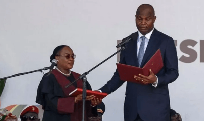 Mozambique new president sworn in despite opposition boycott