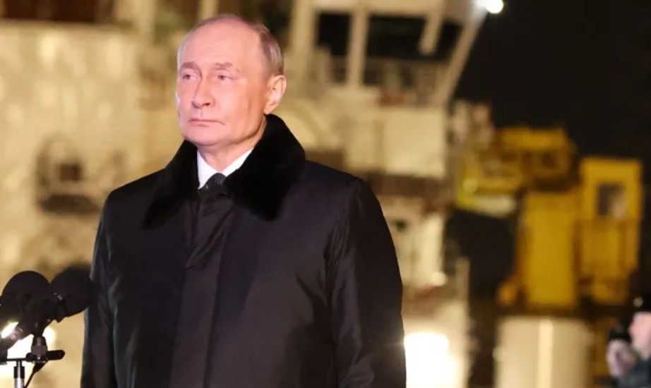 Putin nods to Trump plans to seize Greenland