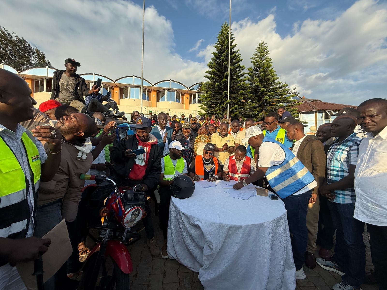 Bodaboda and tuktuk leaders pick Sonko as patron