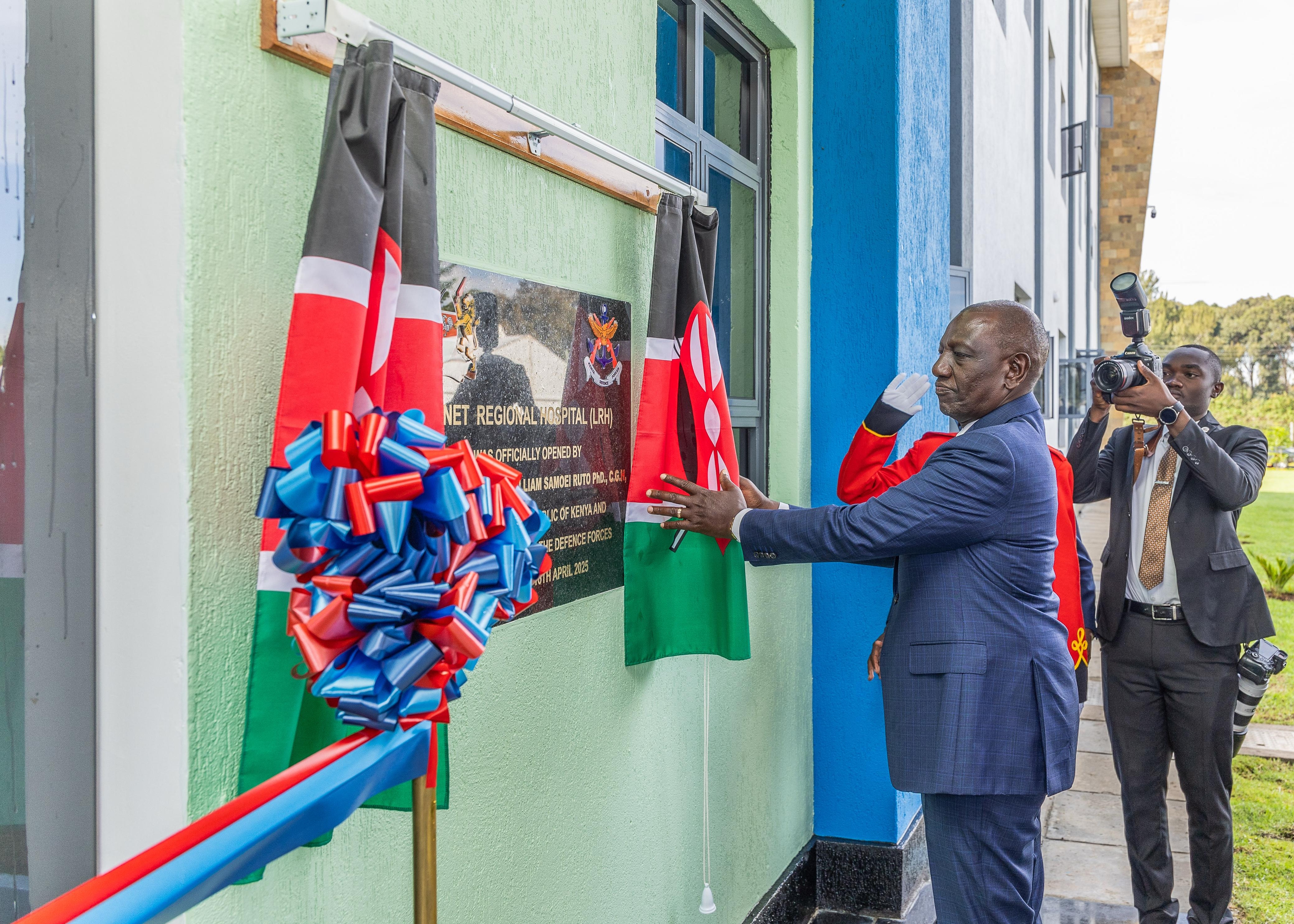 [PHOTOS] Ruto launches 150-bed KDF hospital in Lanet