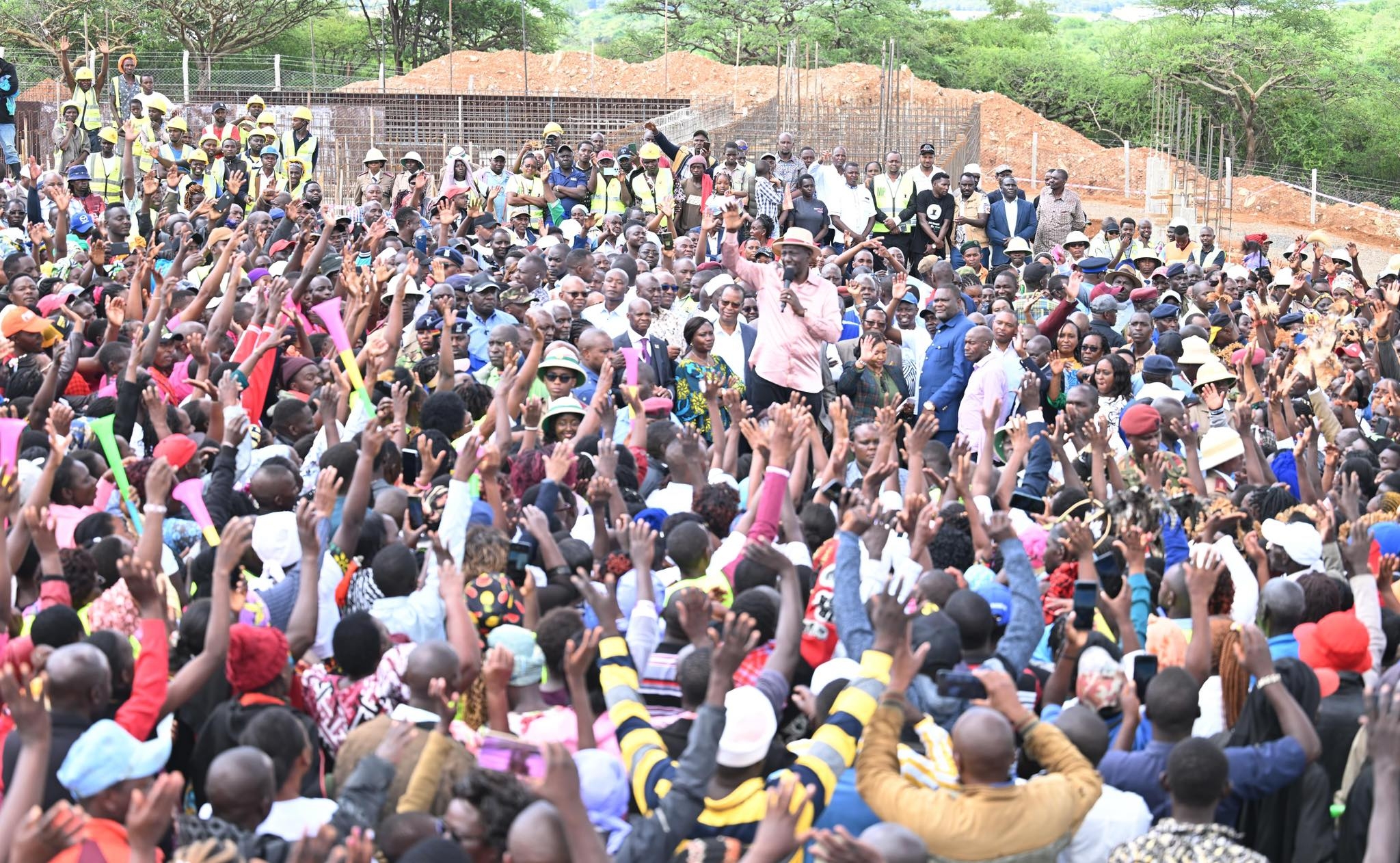 Ruto tells off critics of his Mt Kenya tour