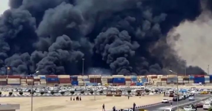 At least 4 dead, 500 injured in Iran port blast