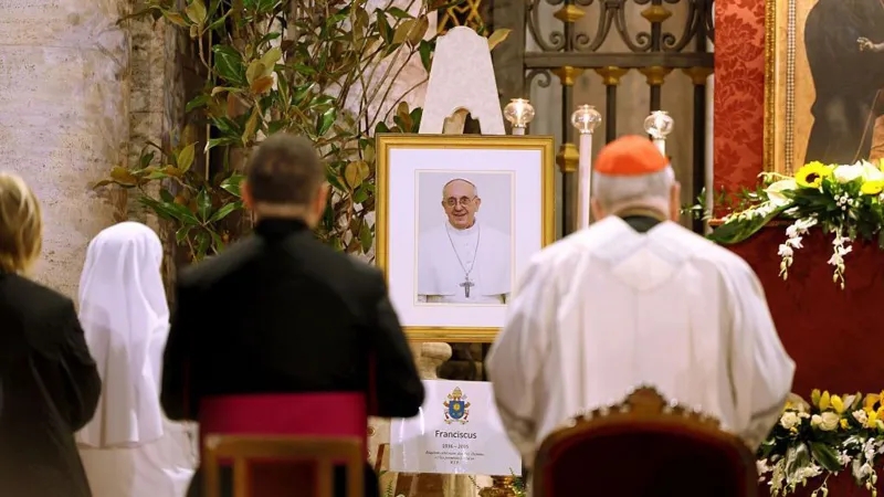 Who is going to the Pope's funeral?