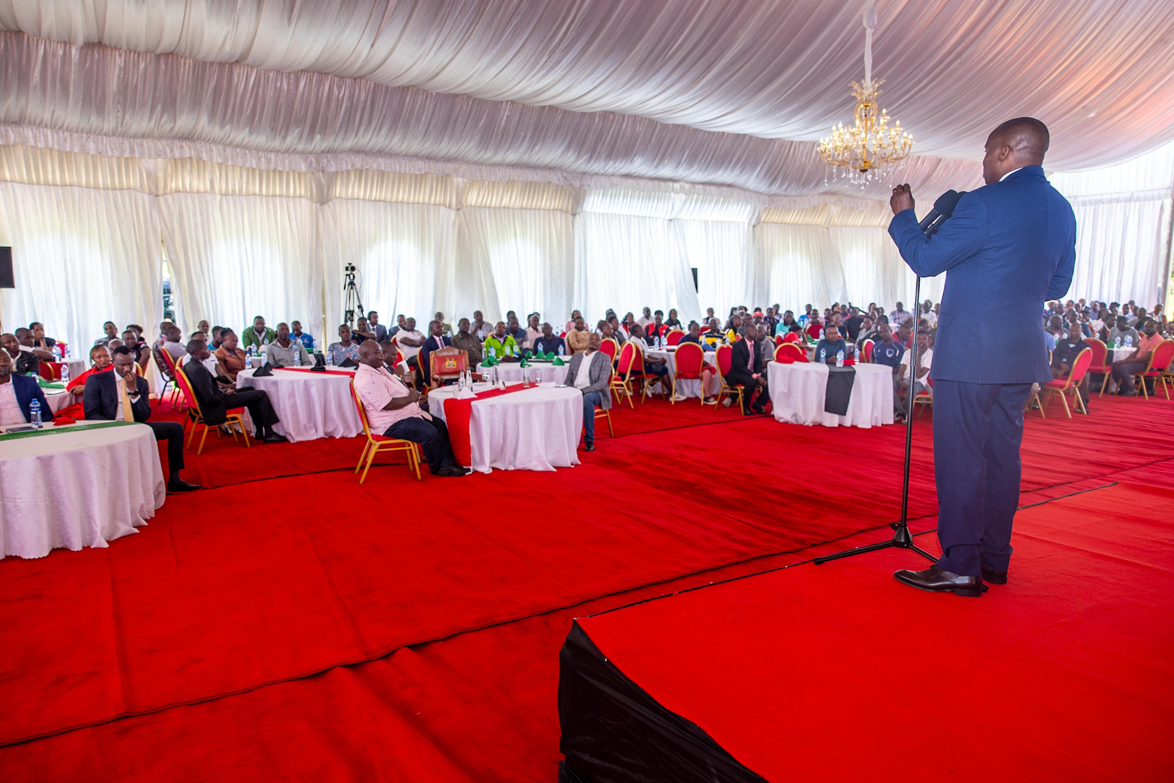 [PHOTOS] Kindiki meets Gikomba traders who lost property to deadly fire