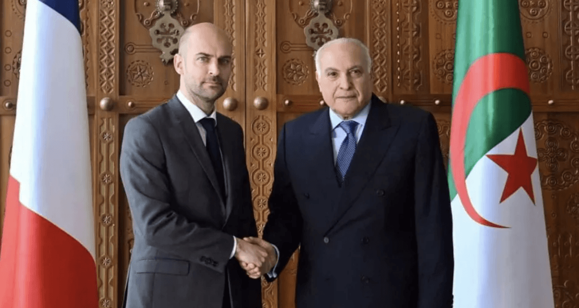Tensions escalate as Algeria expels French officials