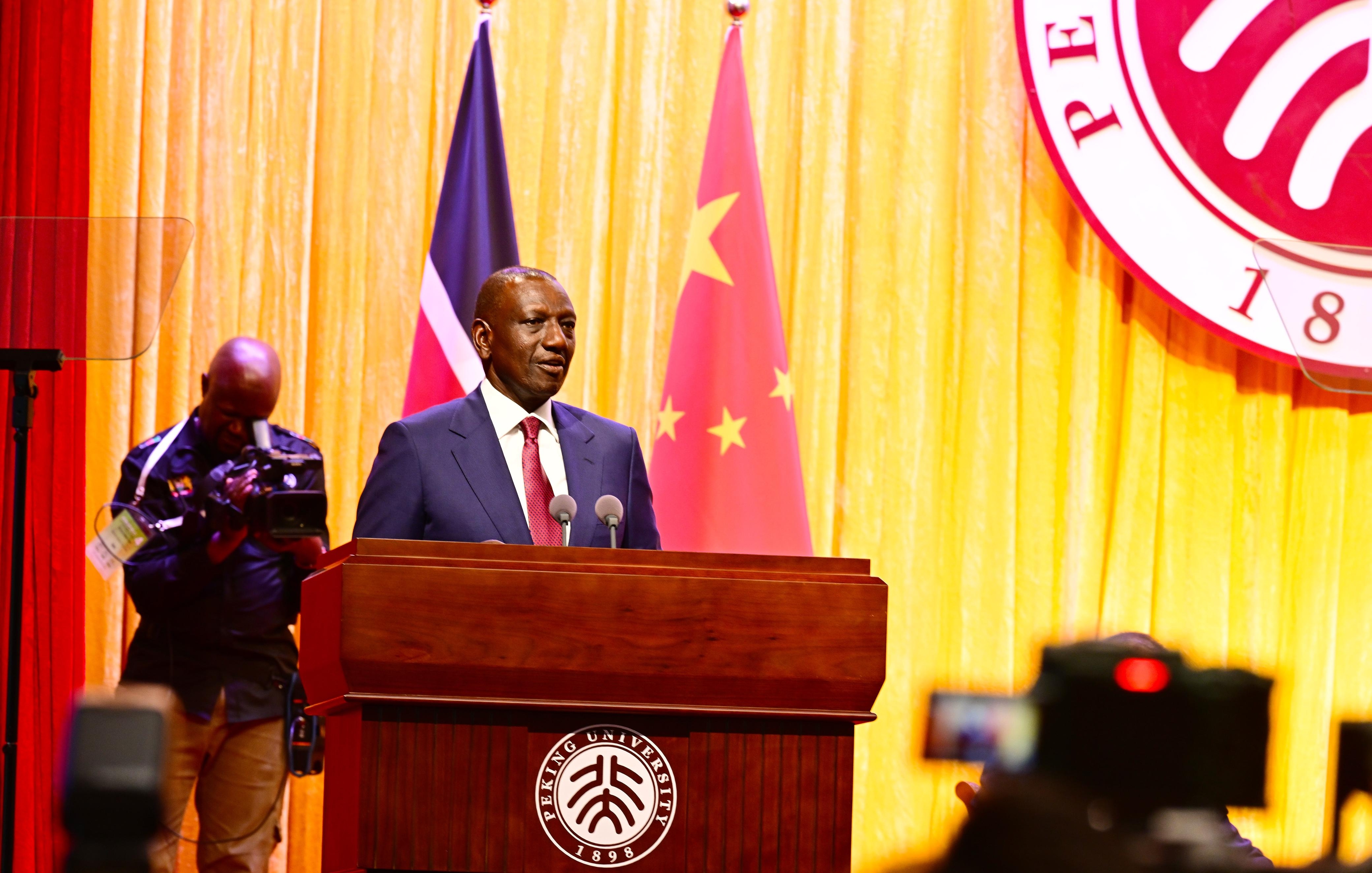 [PHOTOS] Ruto takes the mic in Beijing, calls for global shake-up