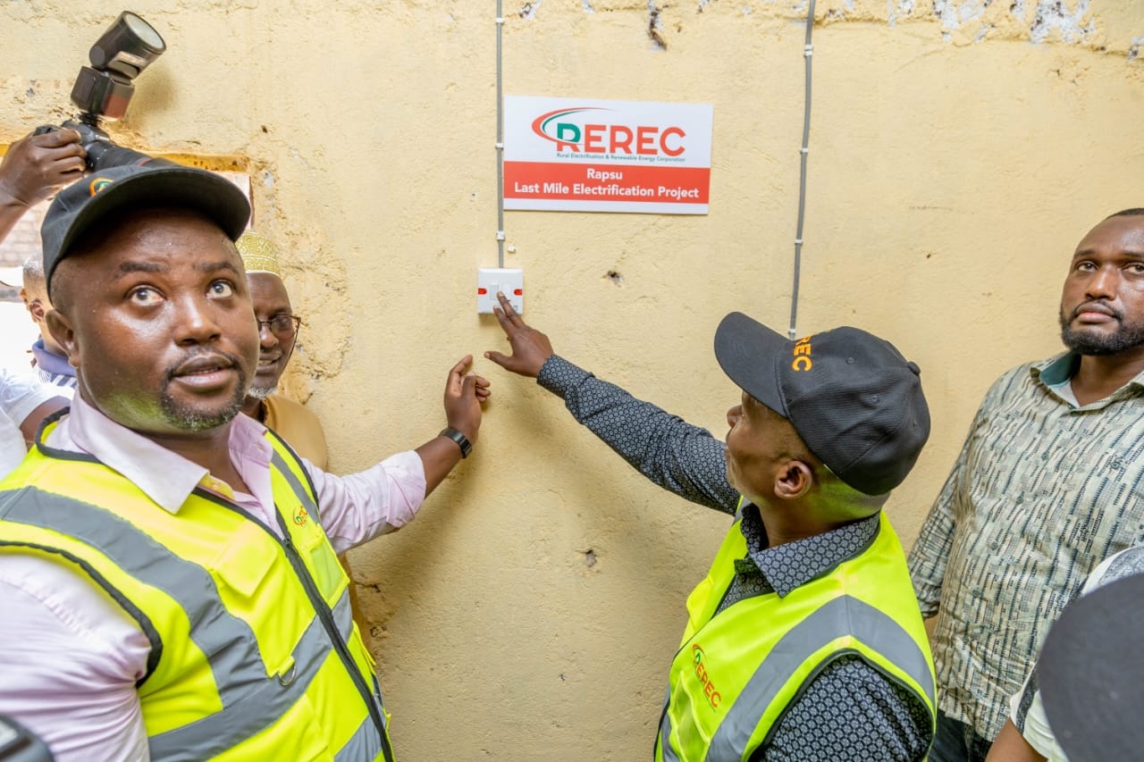 [PHOTOS] Kindiki launches last mile connectivity project in Isiolo