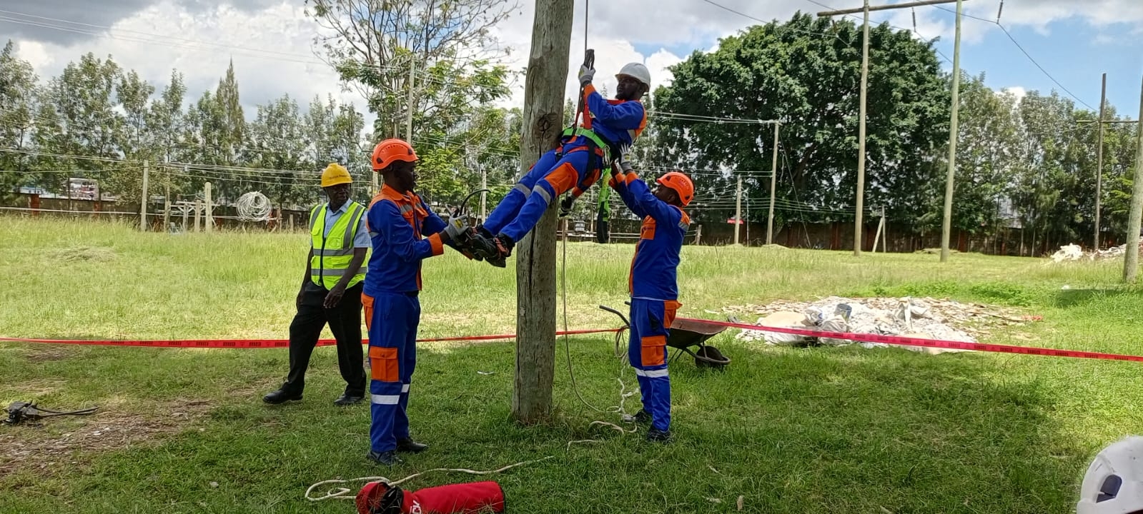 Telecom firms urged consider safety when putting cables on power lines
