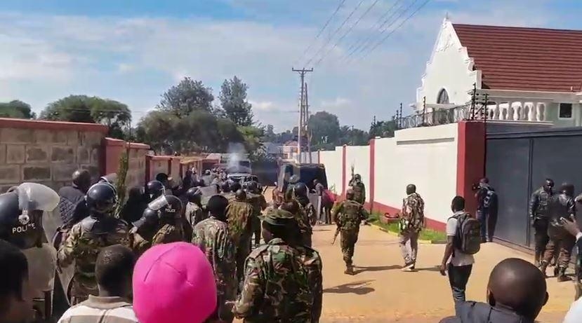 EACC team hurriedly leaves Natembeya’s home