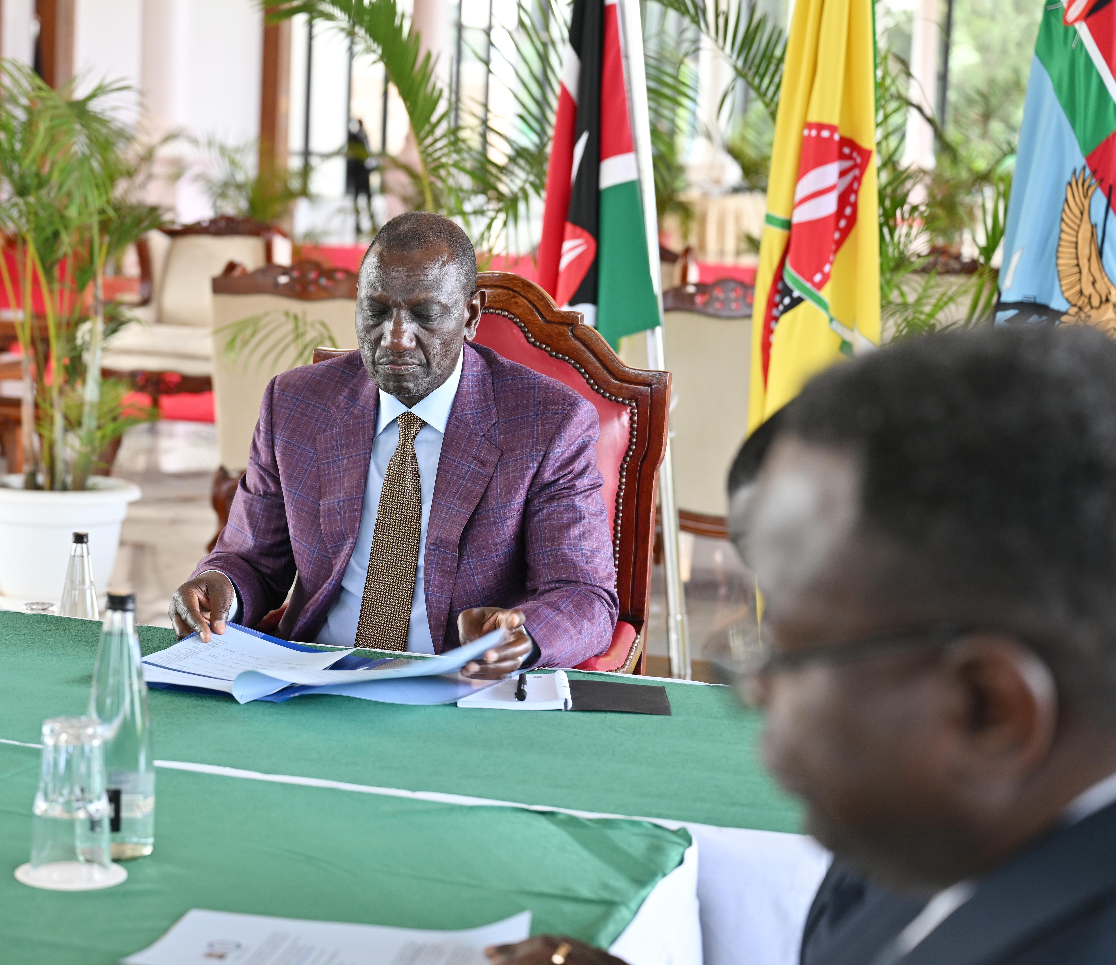 [PHOTOS] Ruto receives IEBC Selection panel report