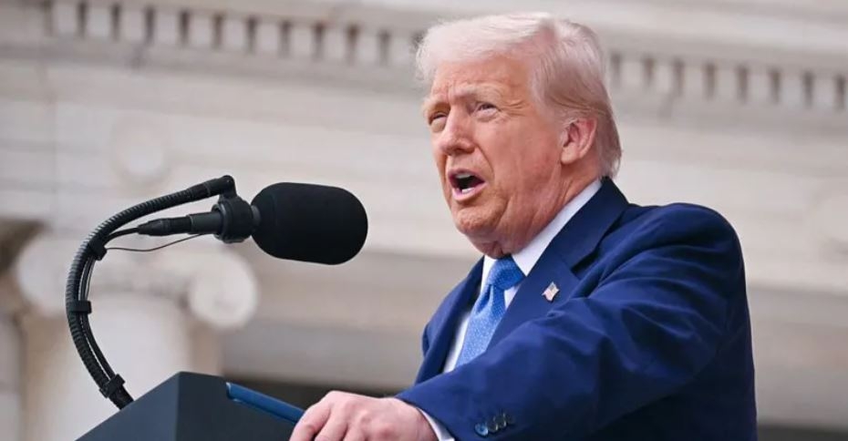 Supreme Court allows Trump to revoke legal status for 500,000 migrants