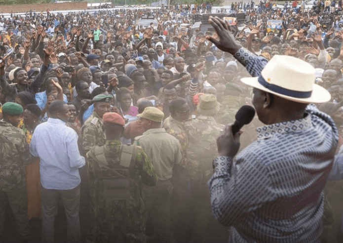 Ruto dodges flying shoe in Migori