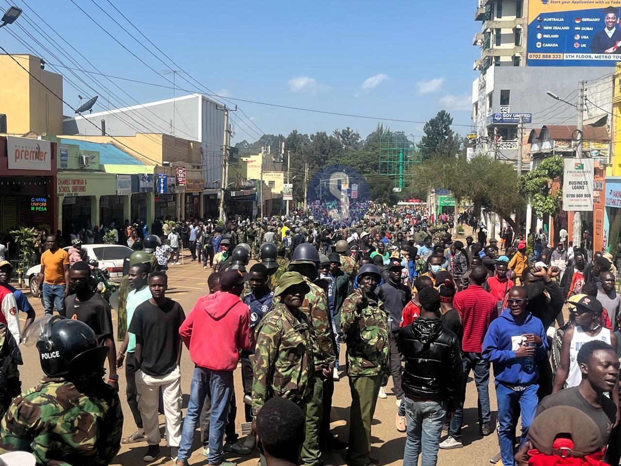 Police lorry torched in Eldoret protest