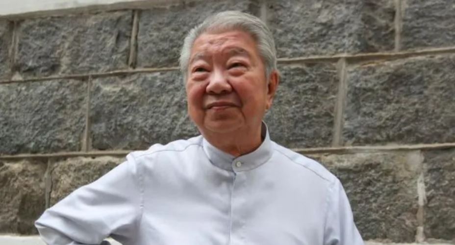 Renowned food critic Chua Lam dies at 83