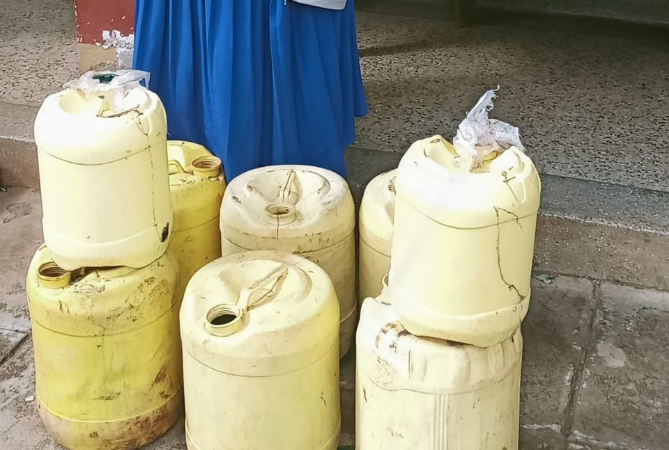 Illicit brew sting nets 20 litres of chang’aa in Kisii
