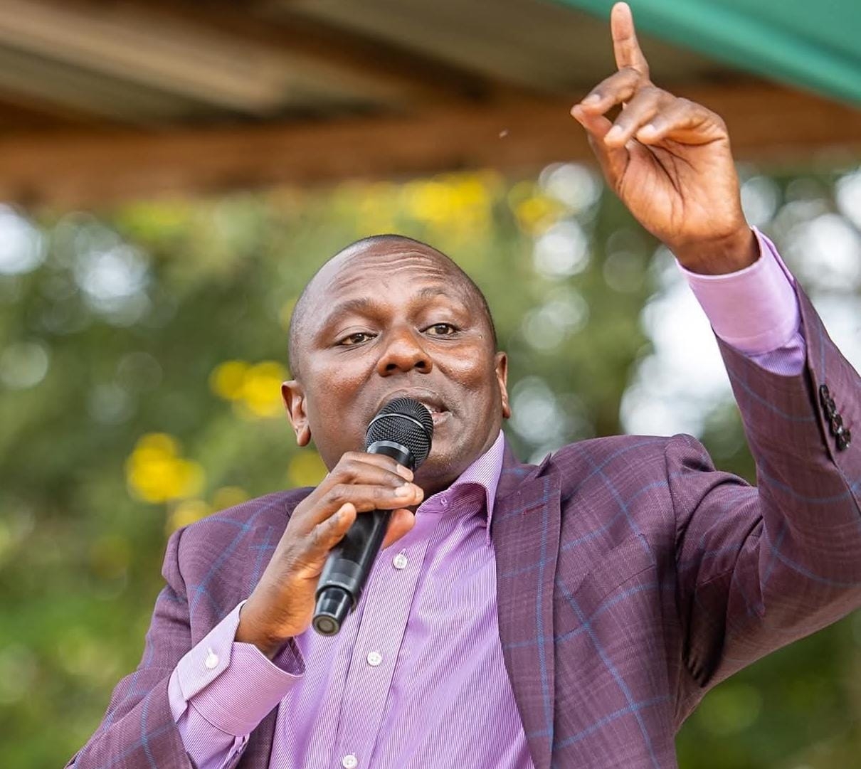 Ichung’wah to Kenyans: Respect cops stop taunting them