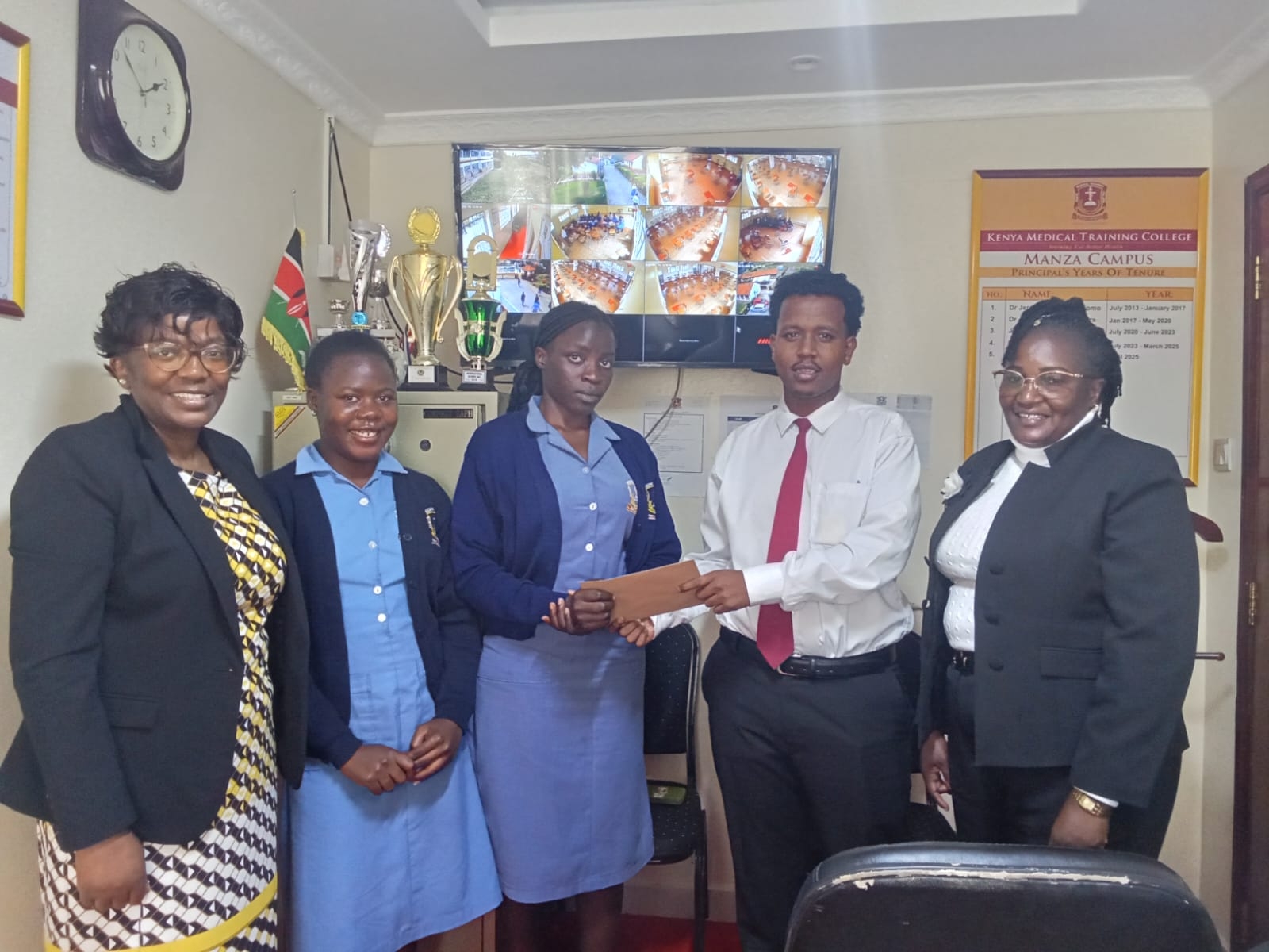 KMTC student donates Sh10K to help needy colleague