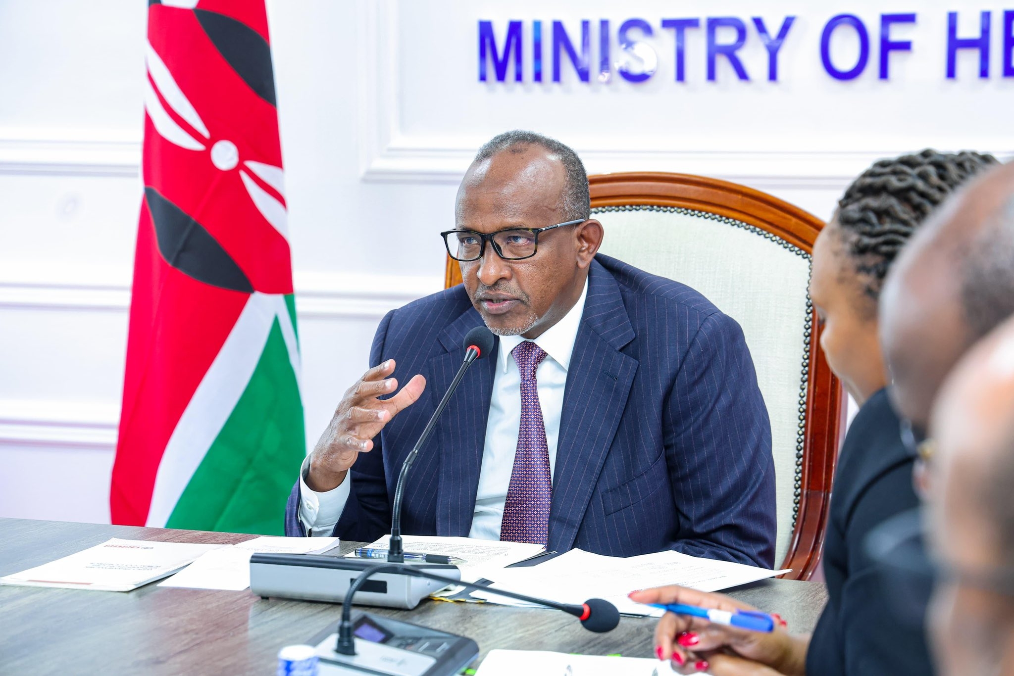 State rolls out health cards for teen mothers