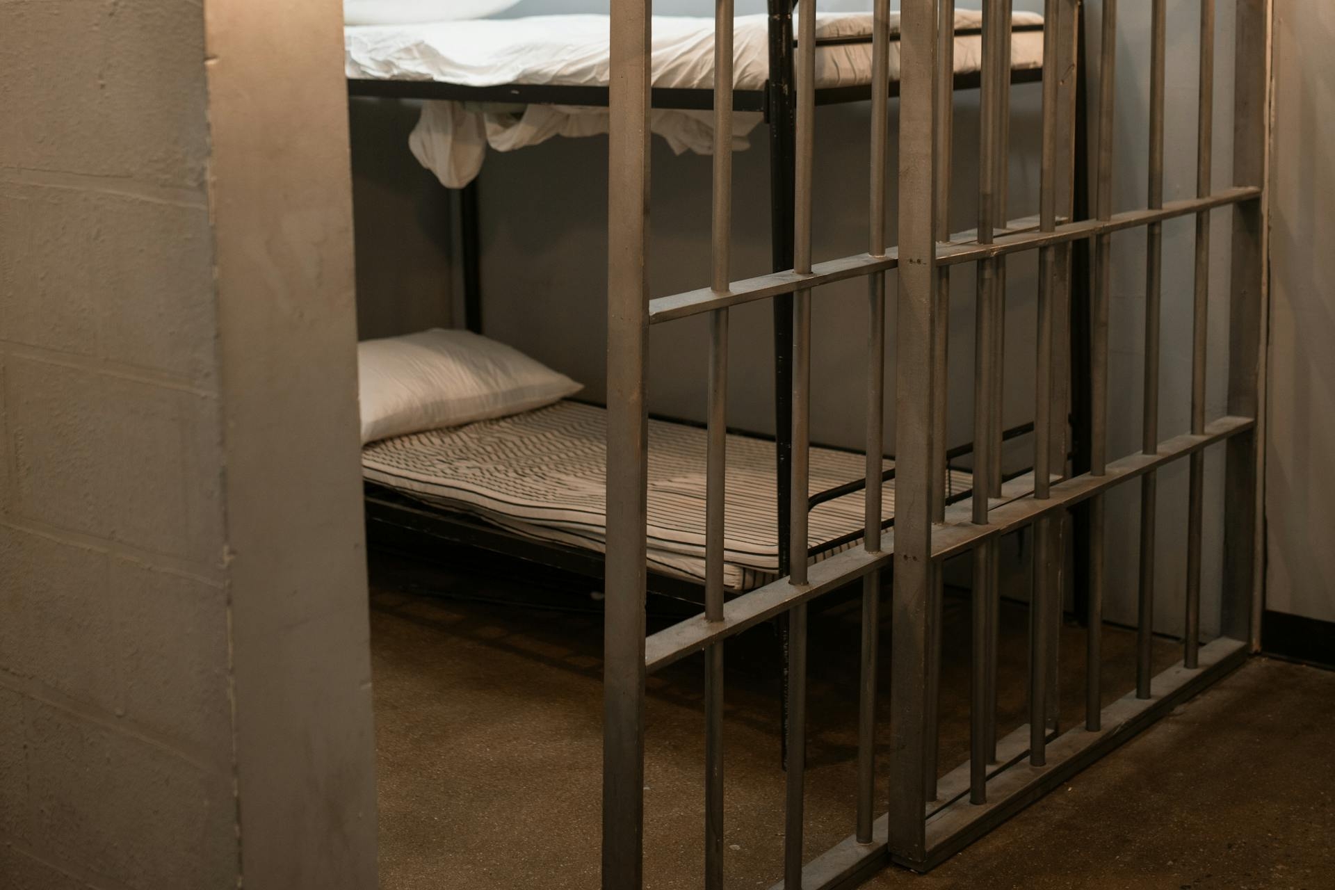 Suspect dies by suicide at Ukwala police cells