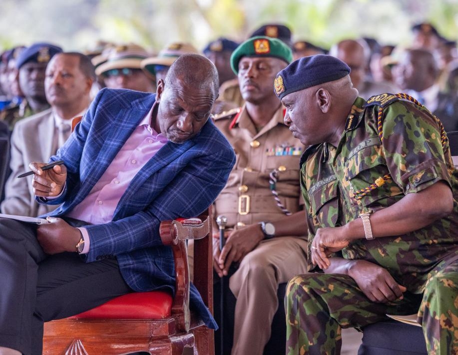 [PHOTOS]: Ruto meets security chiefs at State House, Nairobi
