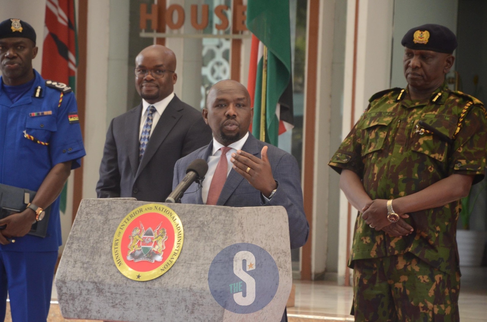 Stop disrespecting police, Murkomen tells Kenyans
