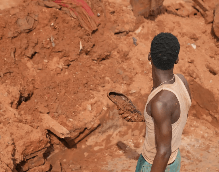 More than 700 believed dead in devastating Nigeria floods
