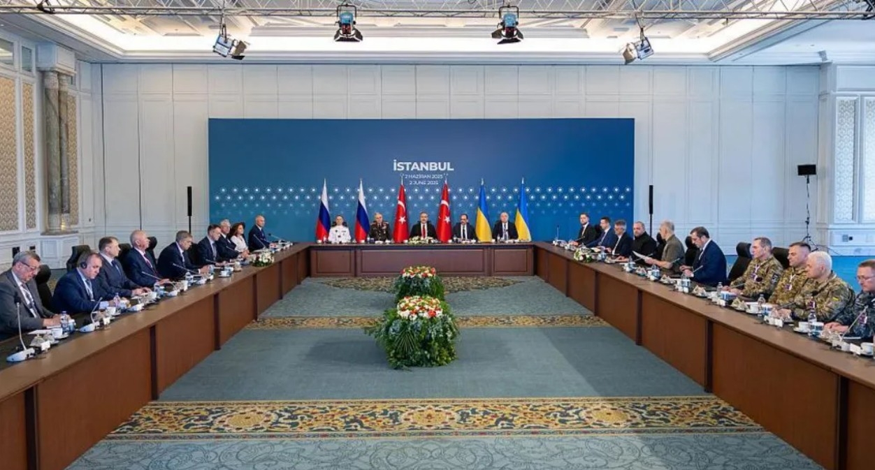 Ukraine and Russia still far apart after peace talks