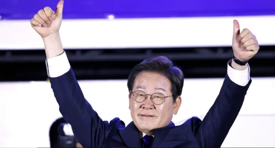 South Korean opposition wins presidency