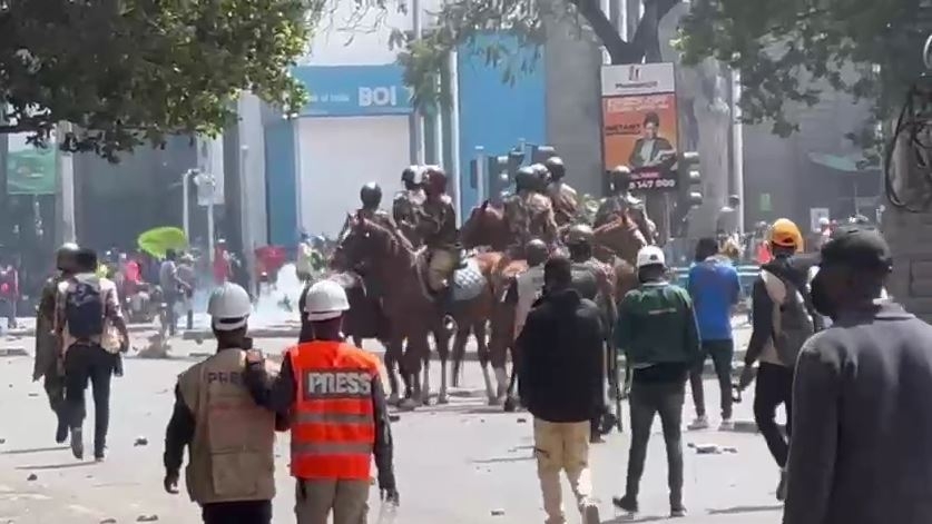 CA orders stop to live coverage of protests