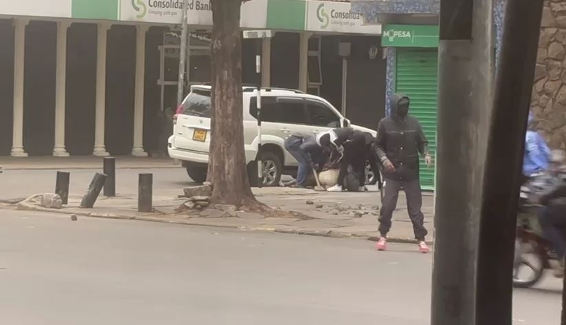Ojwang demos: Pedestrians suffer as muggers loot