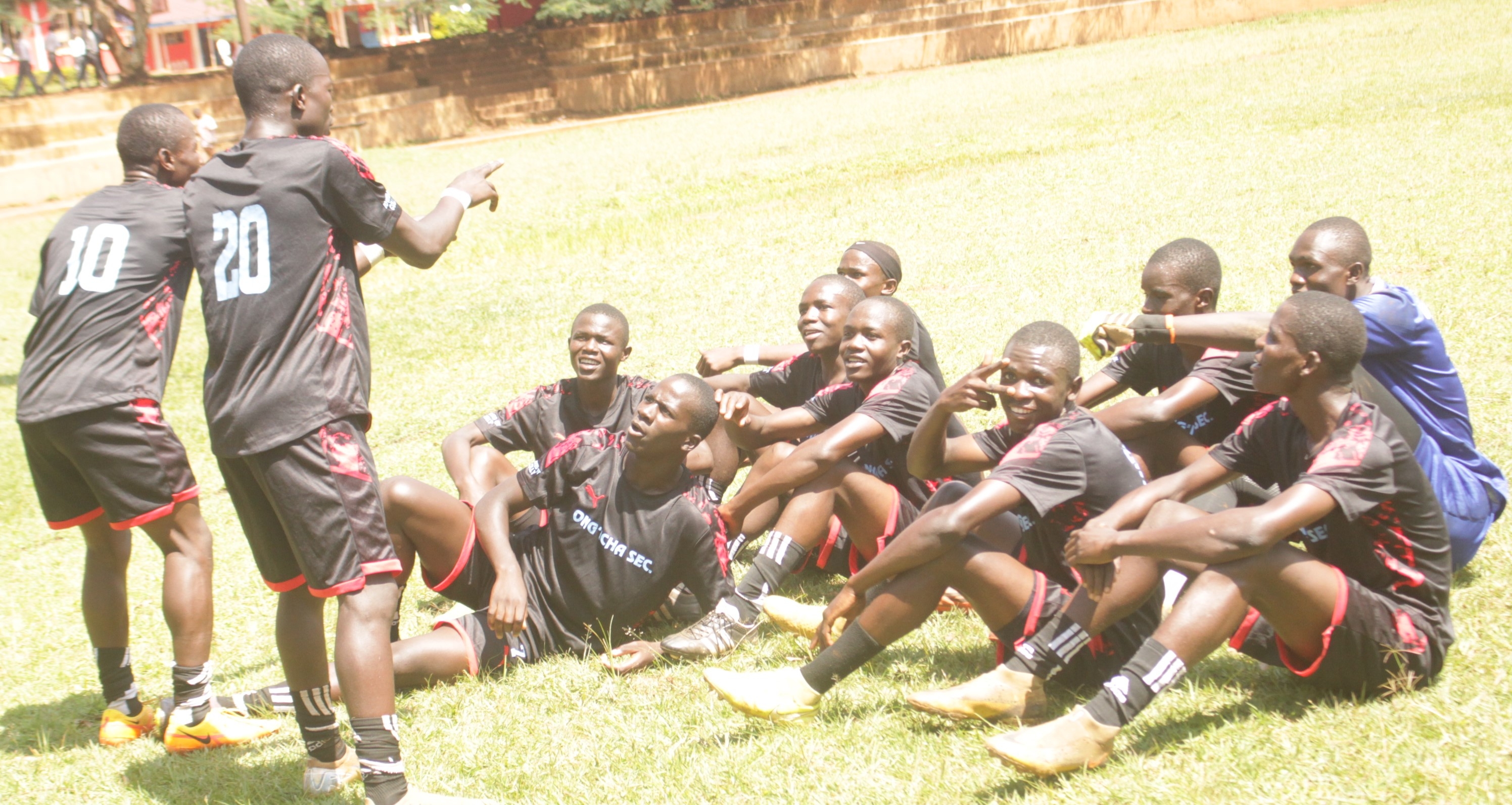 Kisumu giants renew rivalry in rescheduled boys' football semifinals