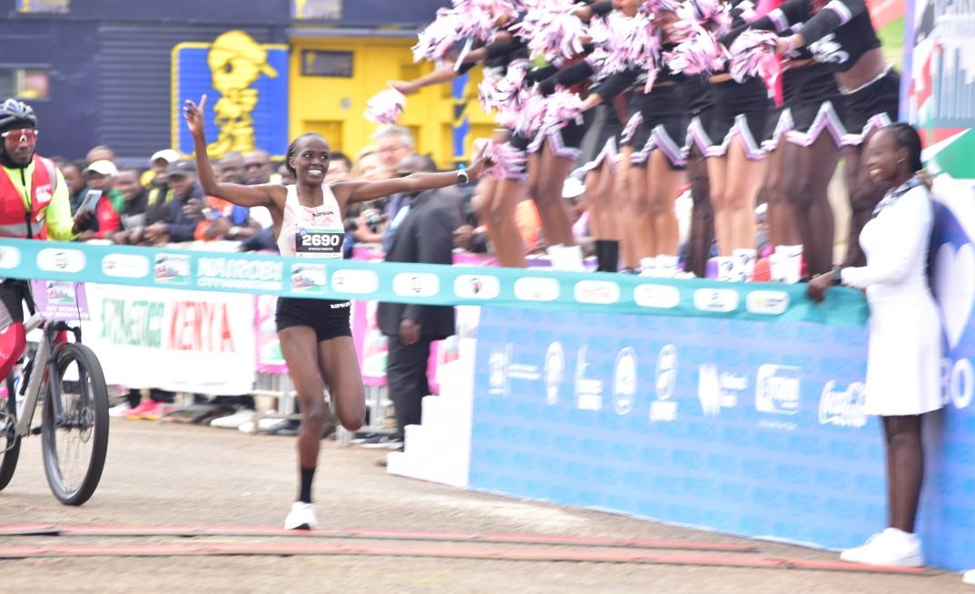Tunyo, Chepkemoi reign at City Marathon