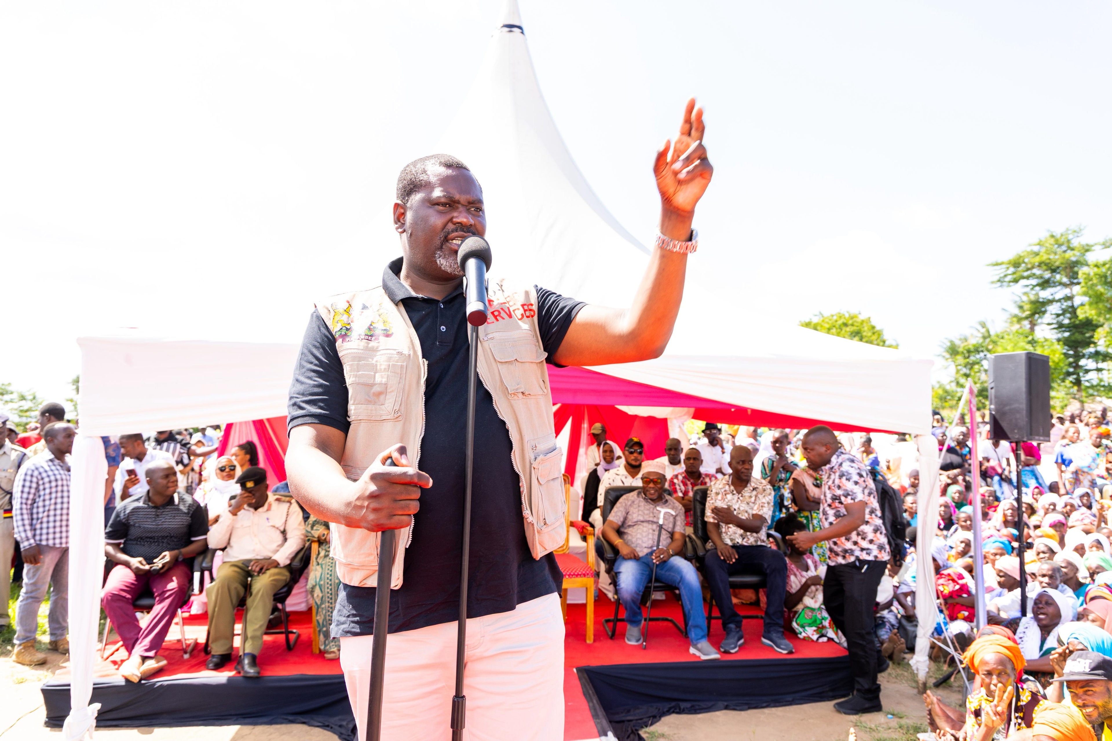 Ruku tells off opposition for inciting ethnic division in country
