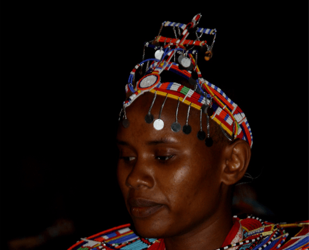 ART CHECK: Beadwork of waists and ankles
