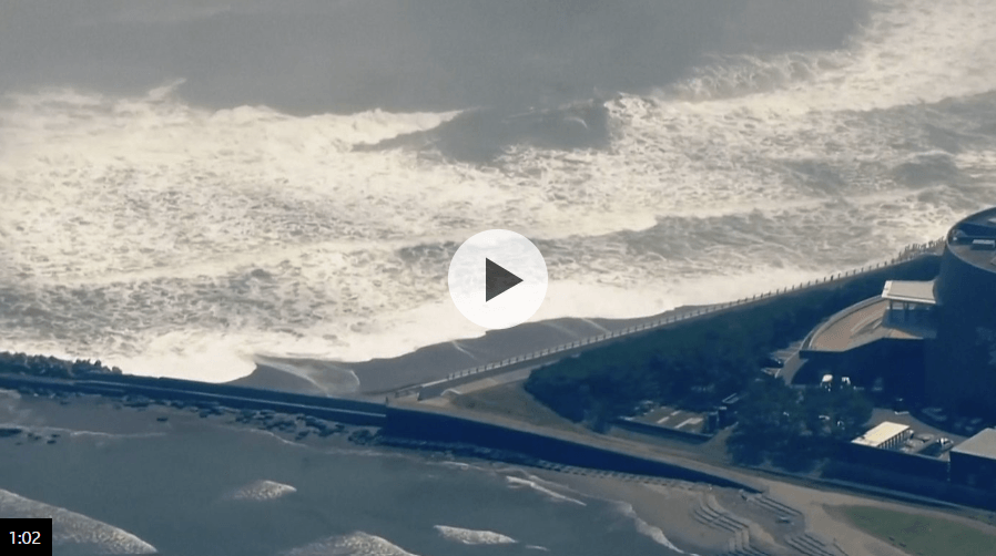 Why did Russian mega earthquake not cause more tsunami damage?