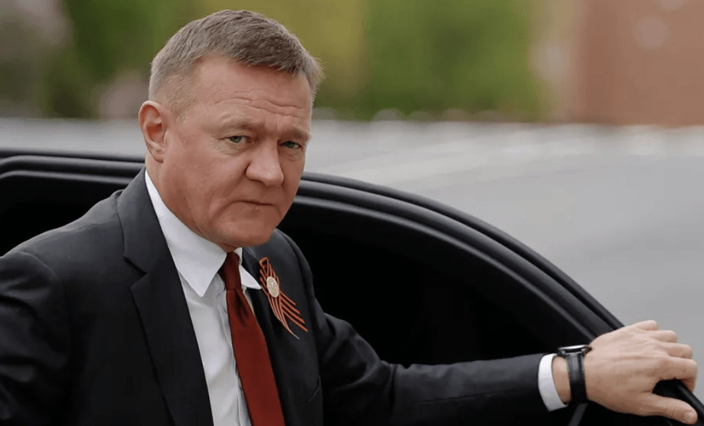 Russian minister's death serves as warning to political elite