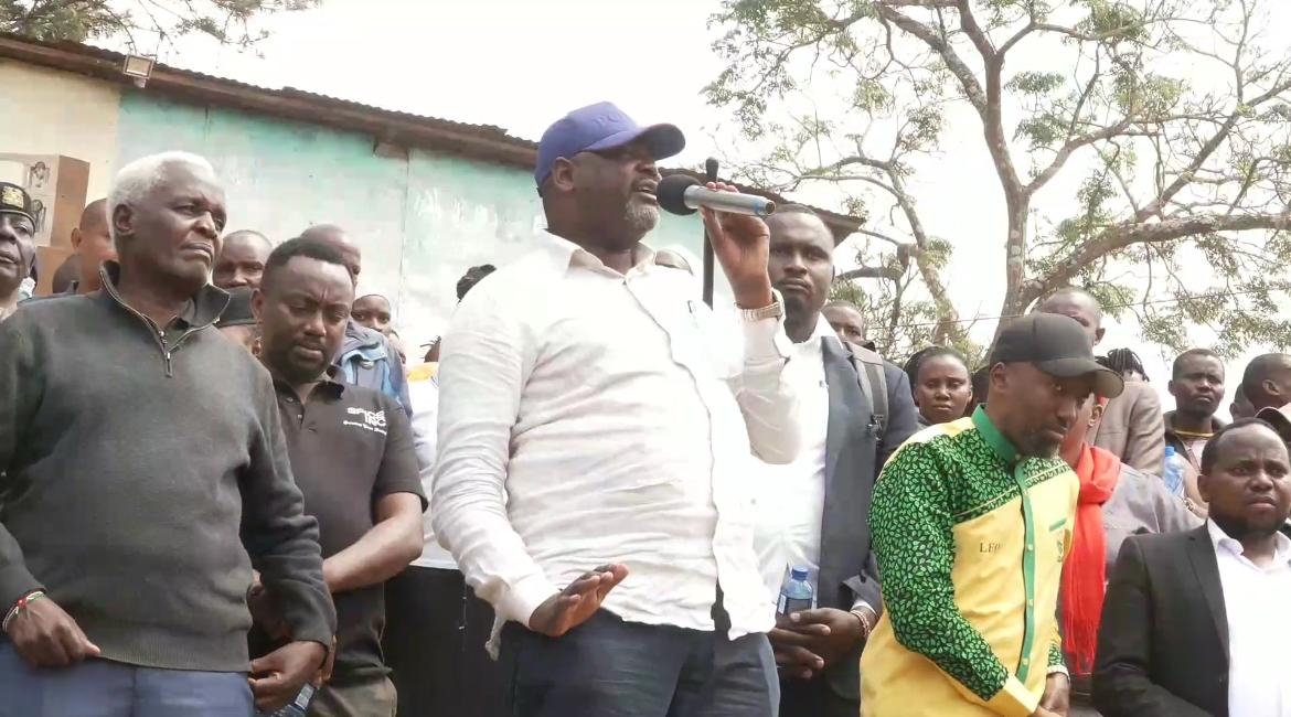 CS Ruku intervenes to calm tensions after clashes in Siakago