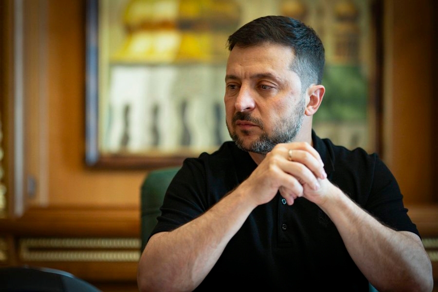 Zelensky rules out ceding Donbas region as Russians make fresh advance