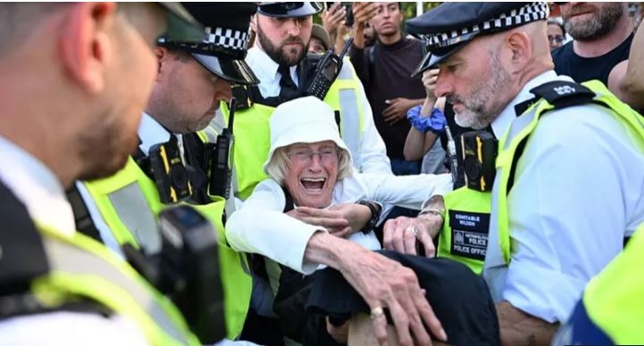 Police arrest 474 at Palestine Action ban protest
