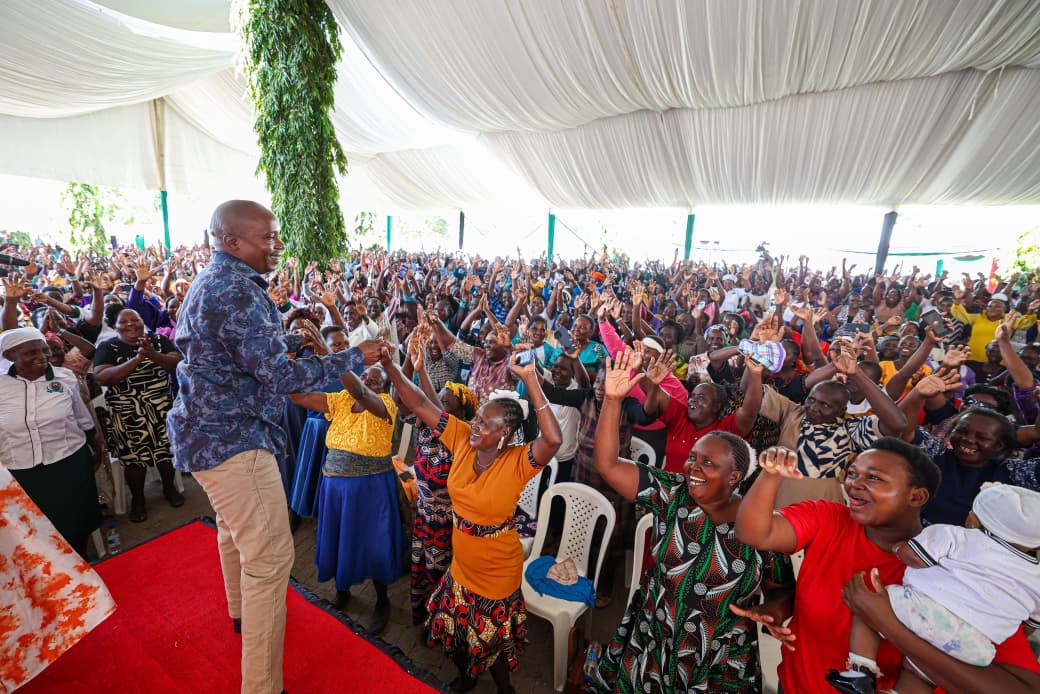 [PHOTOS] Kindiki hosts Tharaka Nithi women at his Irunduni home