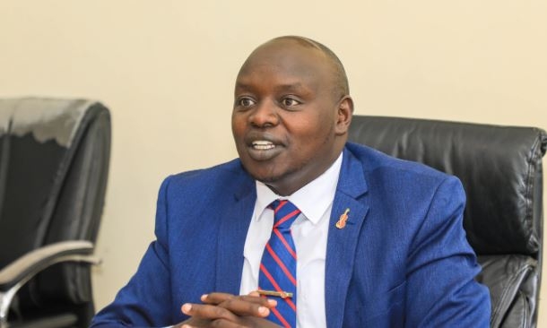 Cherargei demands urgent absorption of UHC staff