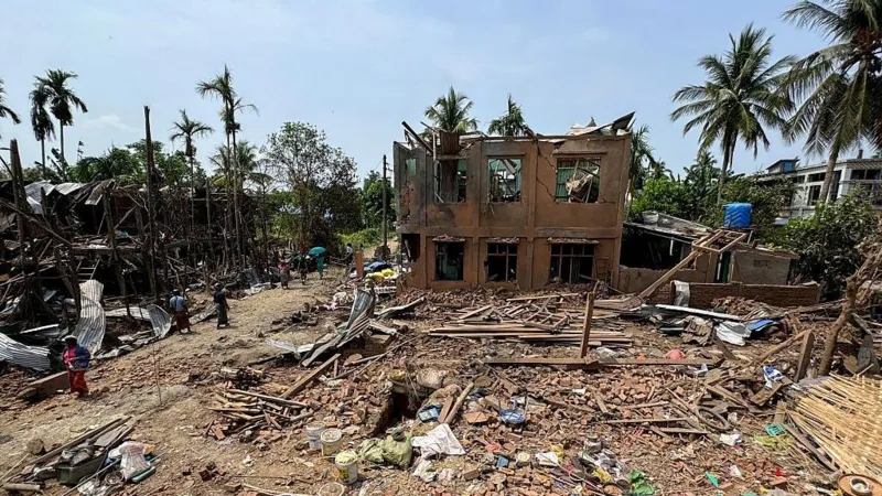Fears of starvation in Myanmar as UN warns of 'disaster'