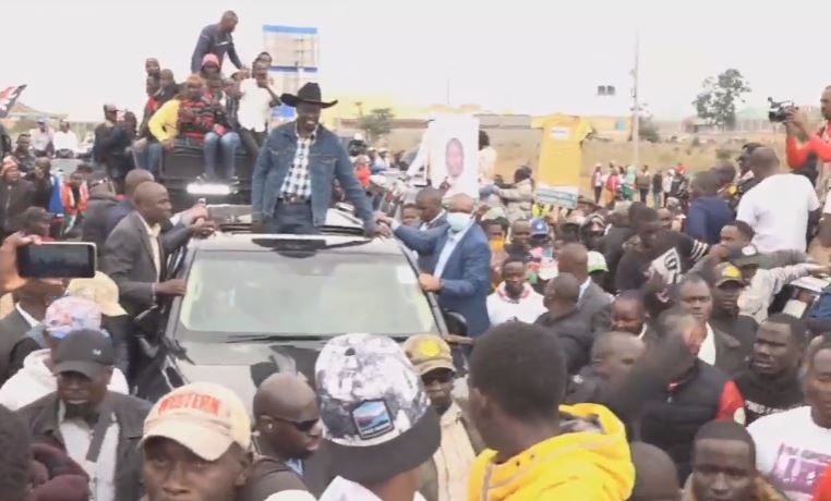 Song and dance as Gachagua, supporters leave JKIA