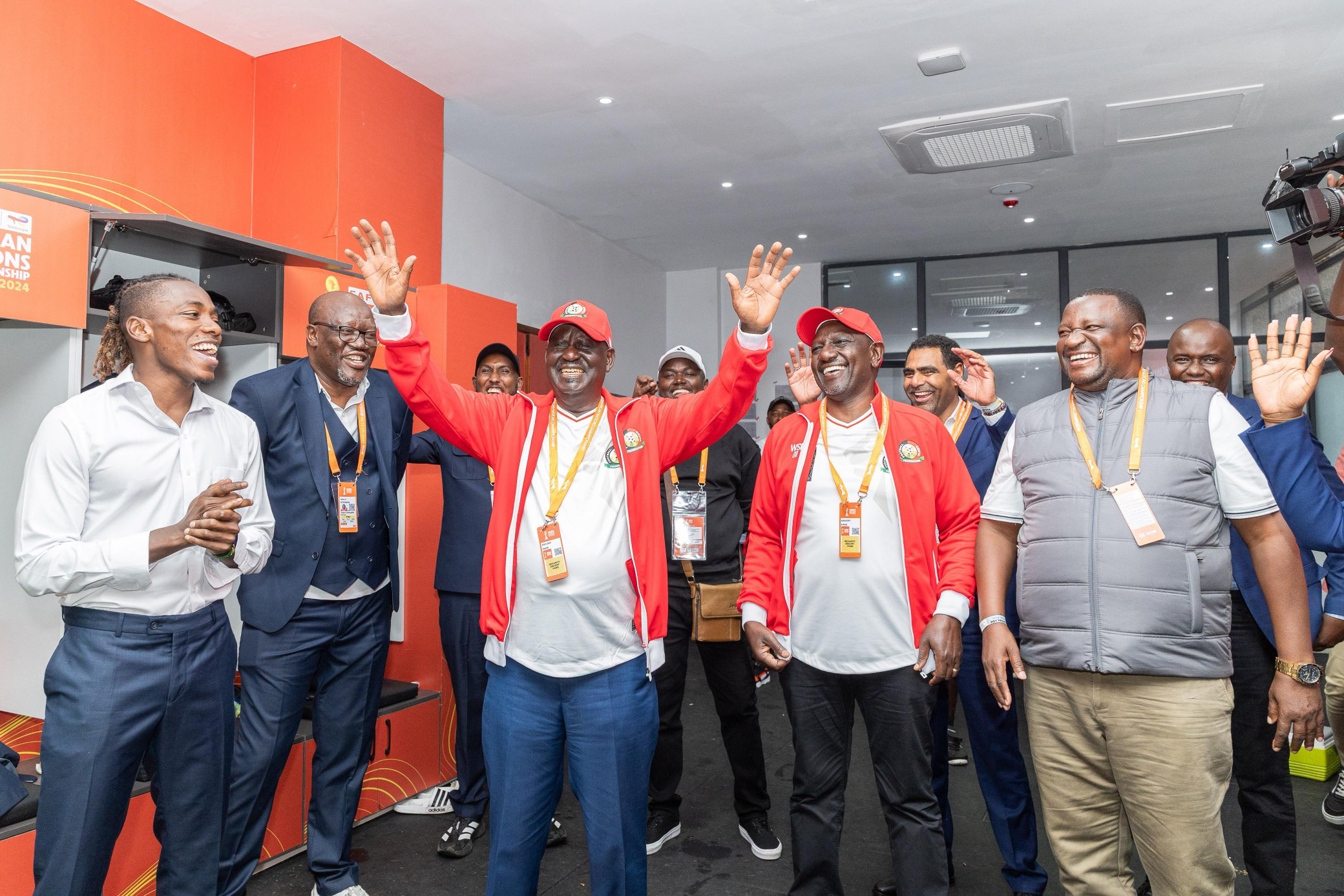 Raila promises Stars players Sh500K each