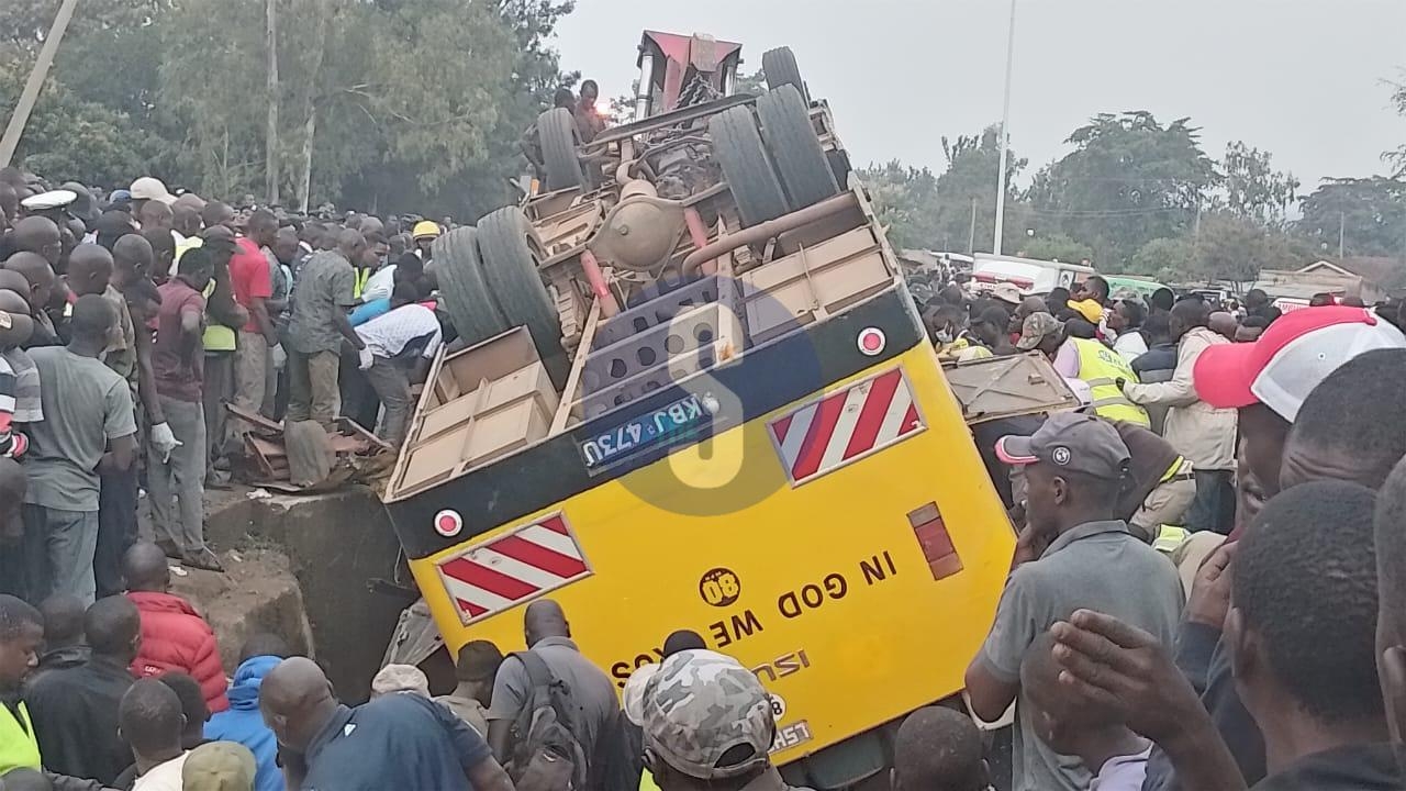 21 dead after school-owned bus overturns in Kisumu