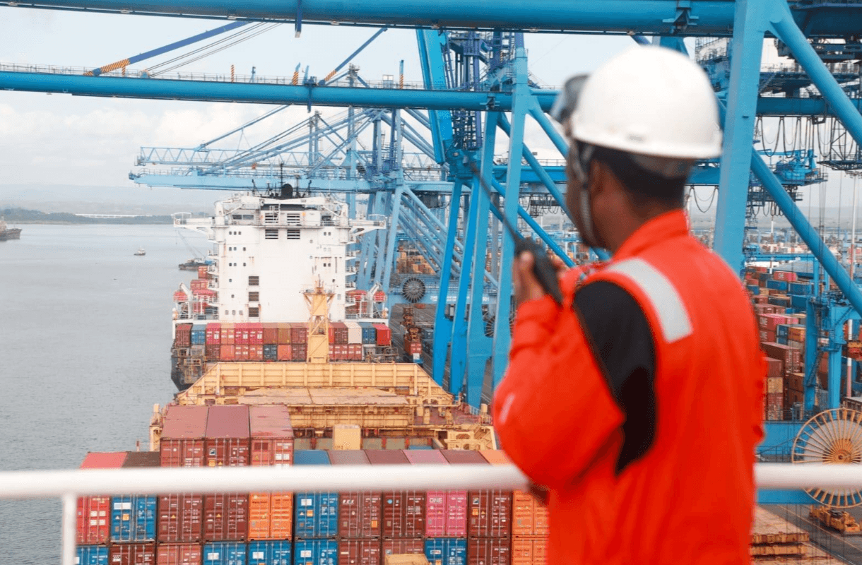 Shipping agents decry new port inspection regulations
