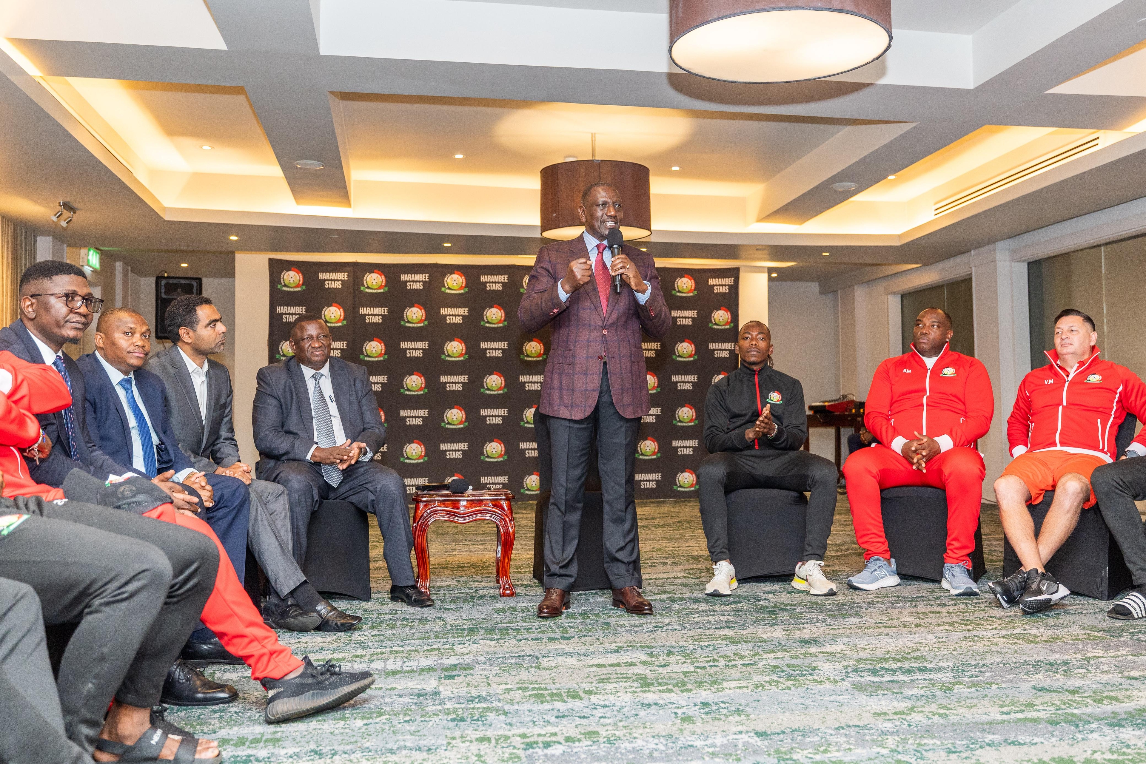 [PHOTOS] Ruto visits Stars after win over Morocco