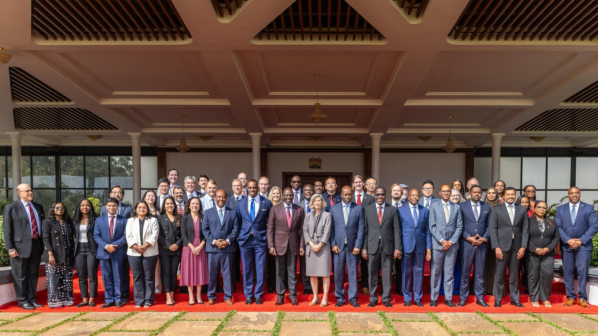 [PHOTOS] Ruto hosts California State Secretaries