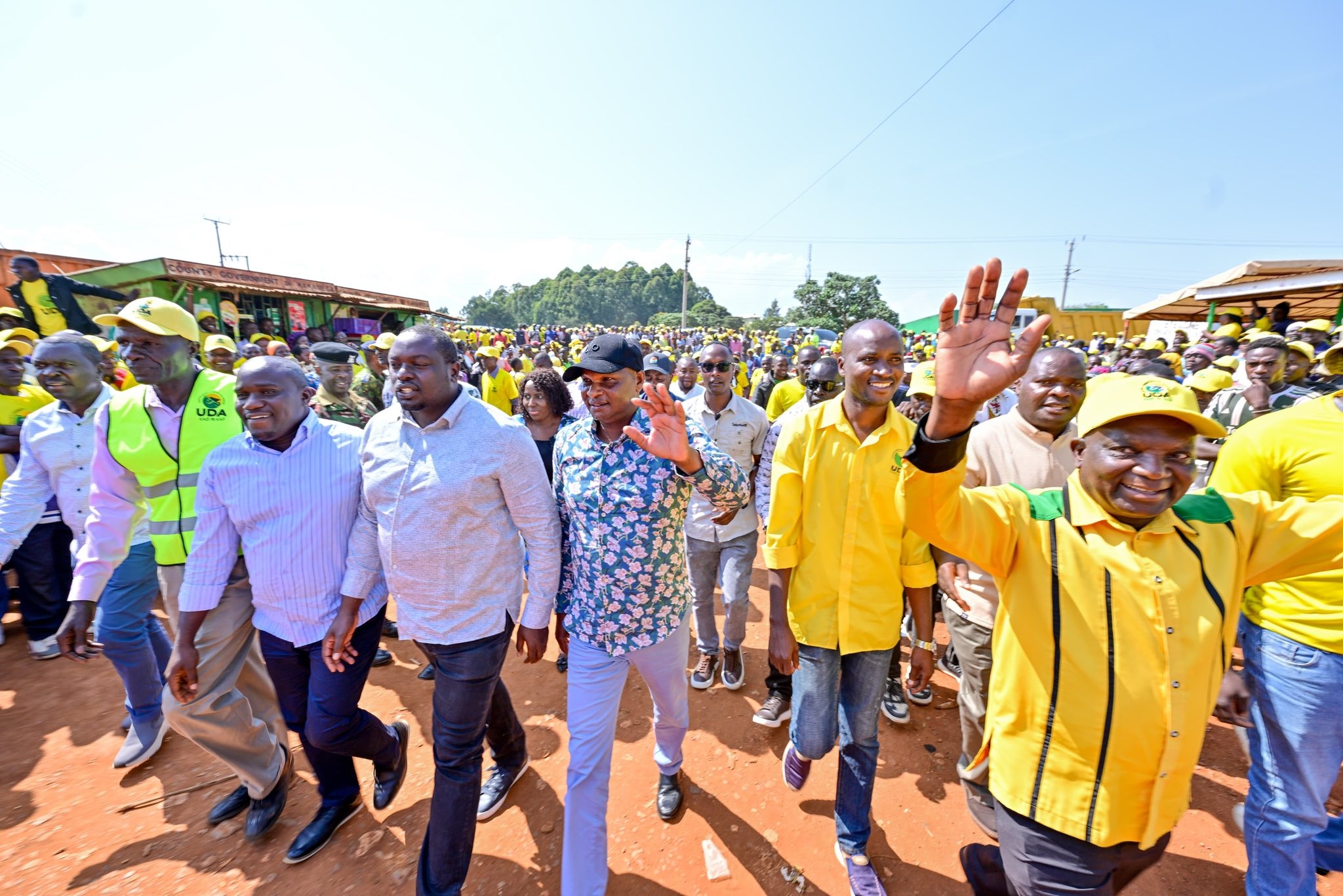 Ruto's aide Farouk  leads UDA troops in Malava empowerment drive