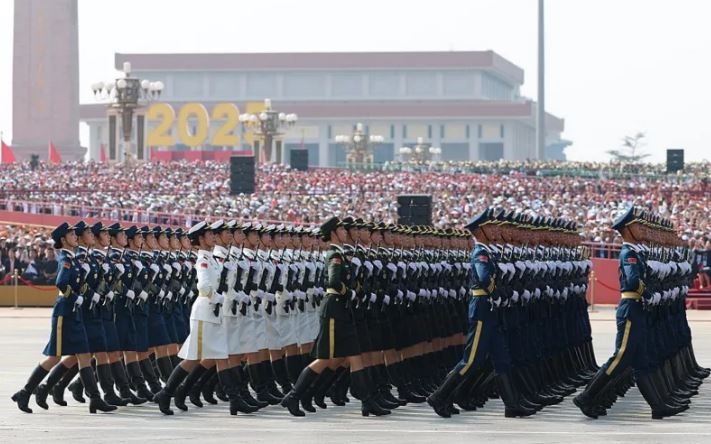 China parade shows Xi as a global leader, with military to rival US